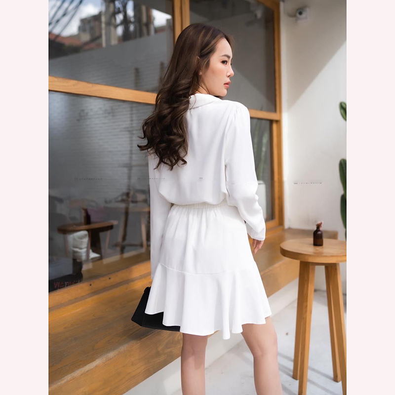 kudapy Set เสื้อสูทสั้น+กระโปรงจีบชั้นชายระบายสีน้ำตาล/สีขาว/สีดำ ดีไซน์เรียบหรู คัตติ้งเนี๊ยบ งานมี2ชิ้น เสื้อทรงสูทสั้น