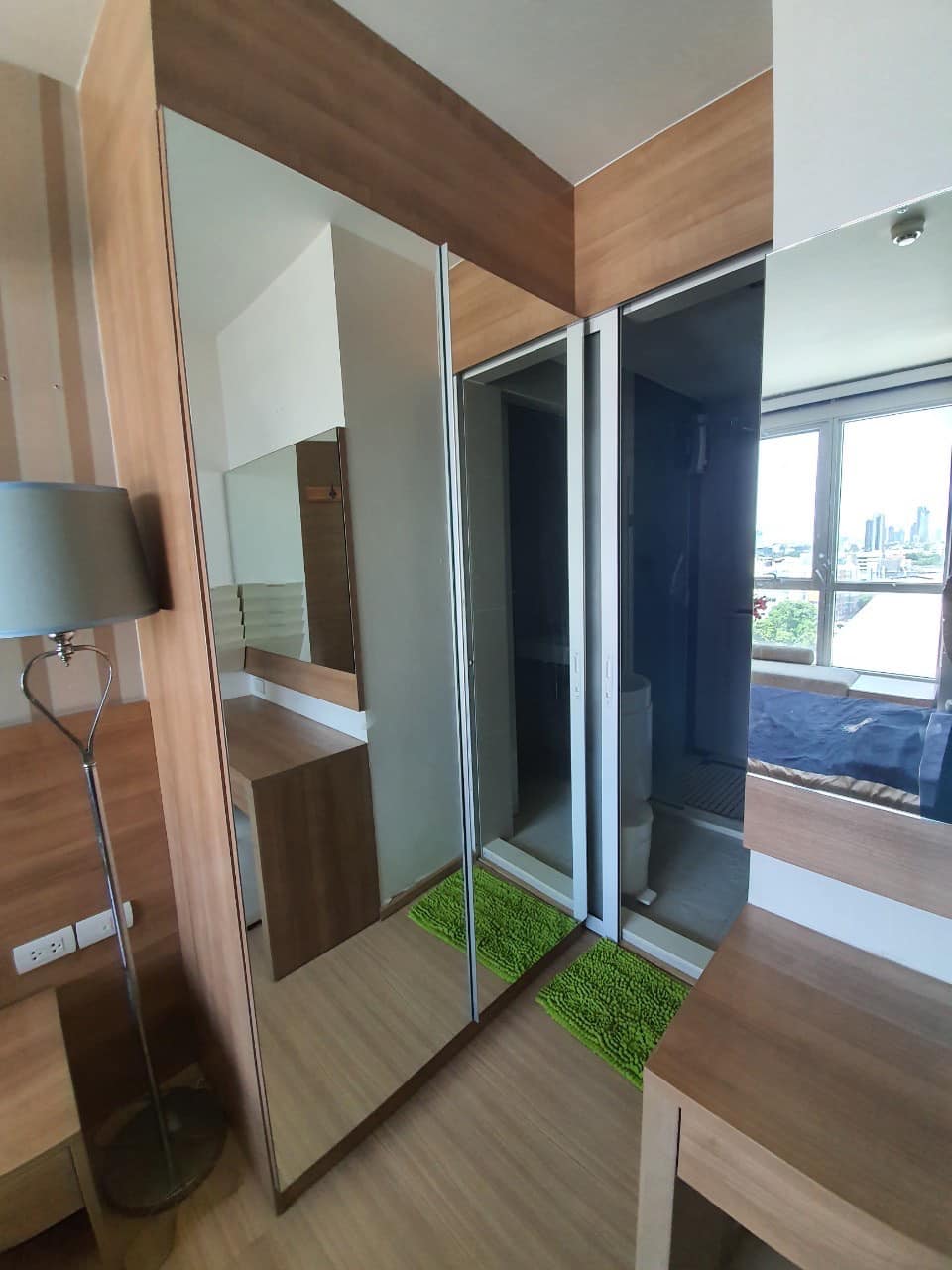 ให้เช่าห้องน่าอยู่เฟอร์ครบมีเครื่องซักผ้า BTS อ่อนนุช สอบถามแอด Line ID : Smile-easy ที่ Rhythm Sukhumvit 50 (ริทึ่ม สุขุมวิท 50)