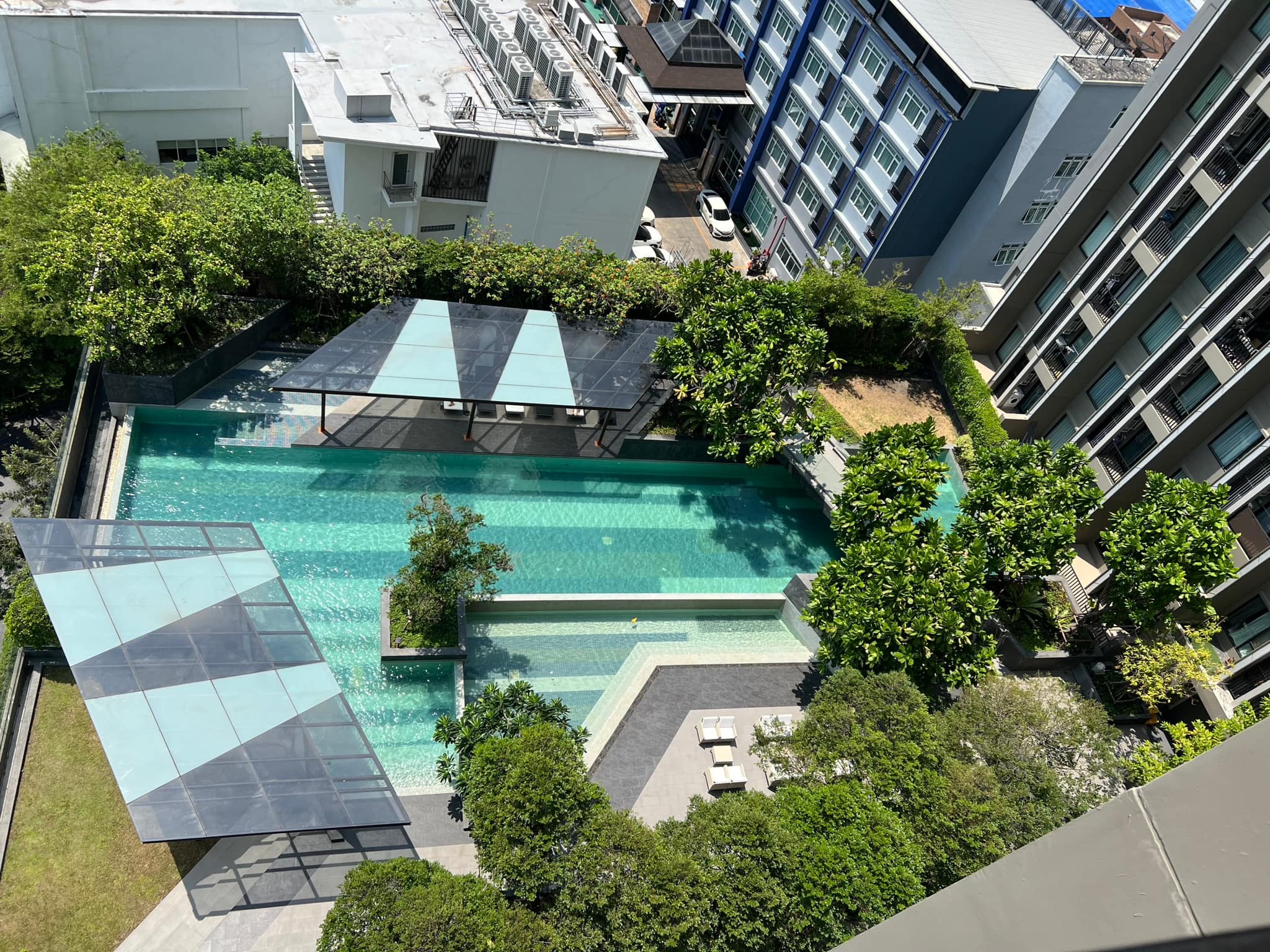 ให้เช่าห้องตกแต่งสวยไม่เคยปล่อยเช่ามาก่อนเครื่องใช้ไฟฟ้าครบสอบถามแอด Line ID : Smile-easy ที่ เดอะ นิช ไพรด์ ทองหล่อ-เพชรบุรี