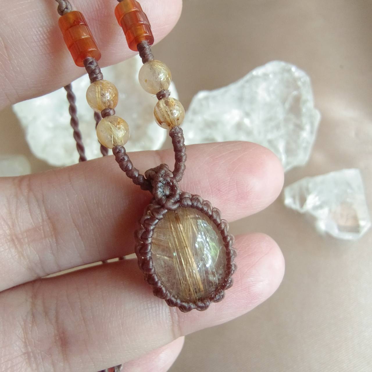 สร้อยคอเชือกถักจี้หินไหมทอง Rutilated Quartz