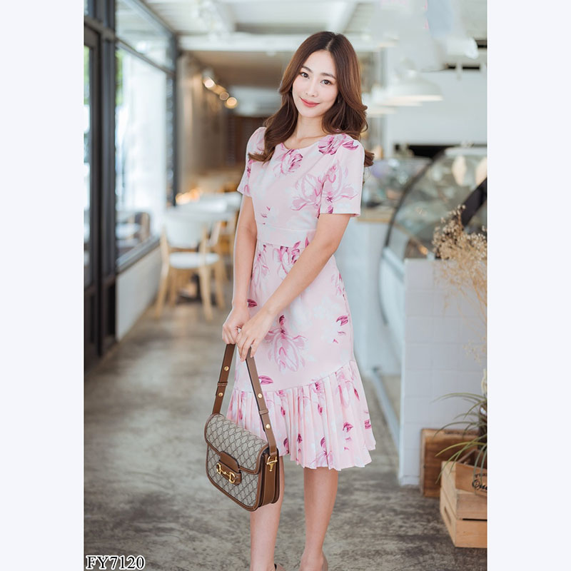 kudapy เดรสสั้นสีชมพู,สีฟ้า กระโปรงกึ่งพลีทใส่แล้วดูดีน่ารัก คุณหนู