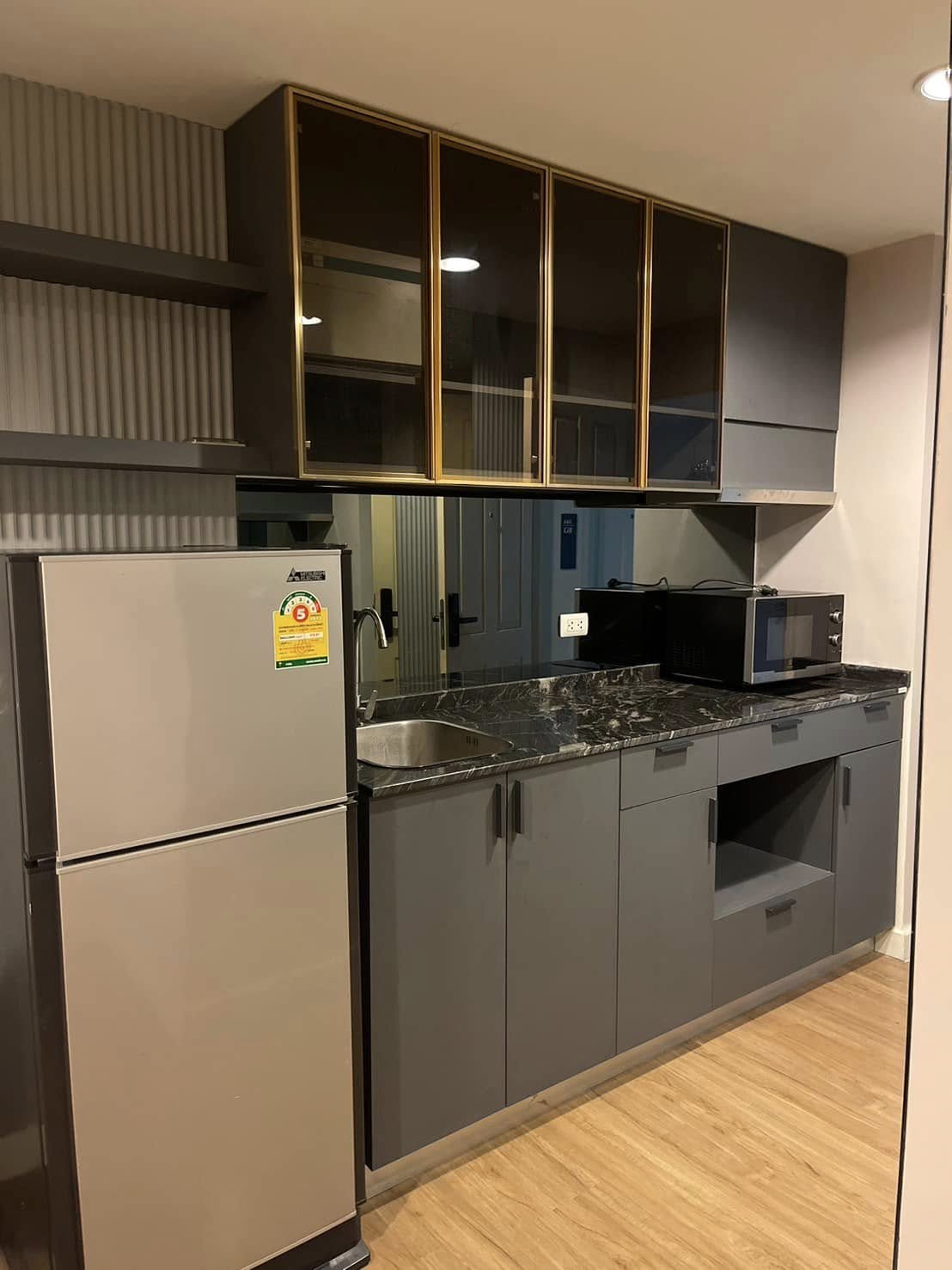 ให้เช่าห้องแบบ 2ห้องนอน 1ห้องน้ำ โซนพื้นที่ MRT สุทธิสาร คอนโด The Kris Extra 7 (เดอะ คริส เอ็กซ์ตร้า 7) ขนาดห้อง 45 ตรม. ชั้น 7