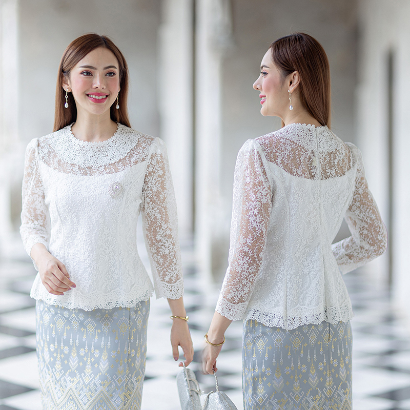 kudapy (เฉพาะเสื้อ) เสื้อลูกไม้สีขาว/สีฟ้า/สีม่วง ตัวเสื้อใช้ผ้าลูกไม้ใยบวบเนื้อดีลายลูกไม้แน่นทั้งตัว ตัวเสื้อมาพร้อมซับในเนื้อดีในตัว ใส่ออกงาน งานบุญ / งานบวช งานแต่งได้