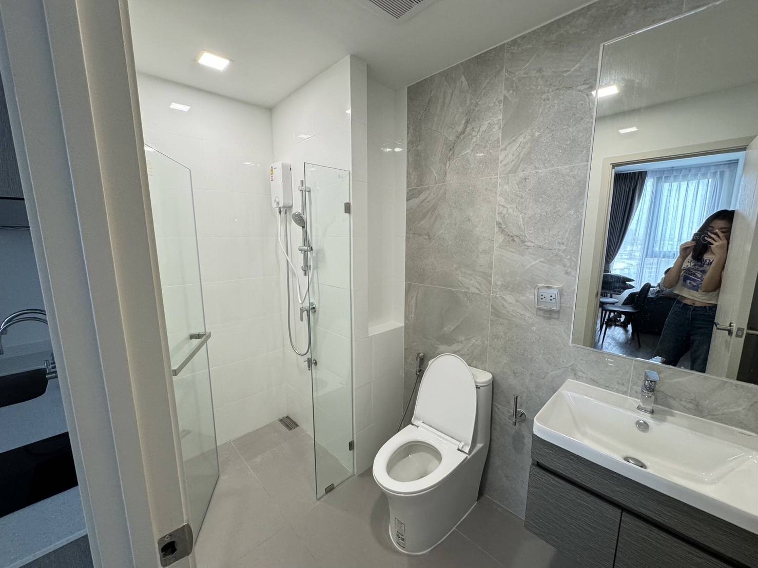 ให้เช่าคอนโด Modiz Rhyme Ramkhamhaeng (โมดิซ ไรห์ม รามคำแหง) โซนพื้นที่ รามคำแหง ห้องแบบ 2ห้องนอน / 1ห้องน้ำ · ขนาดห้อง 35 ตรม. ชั้น 14