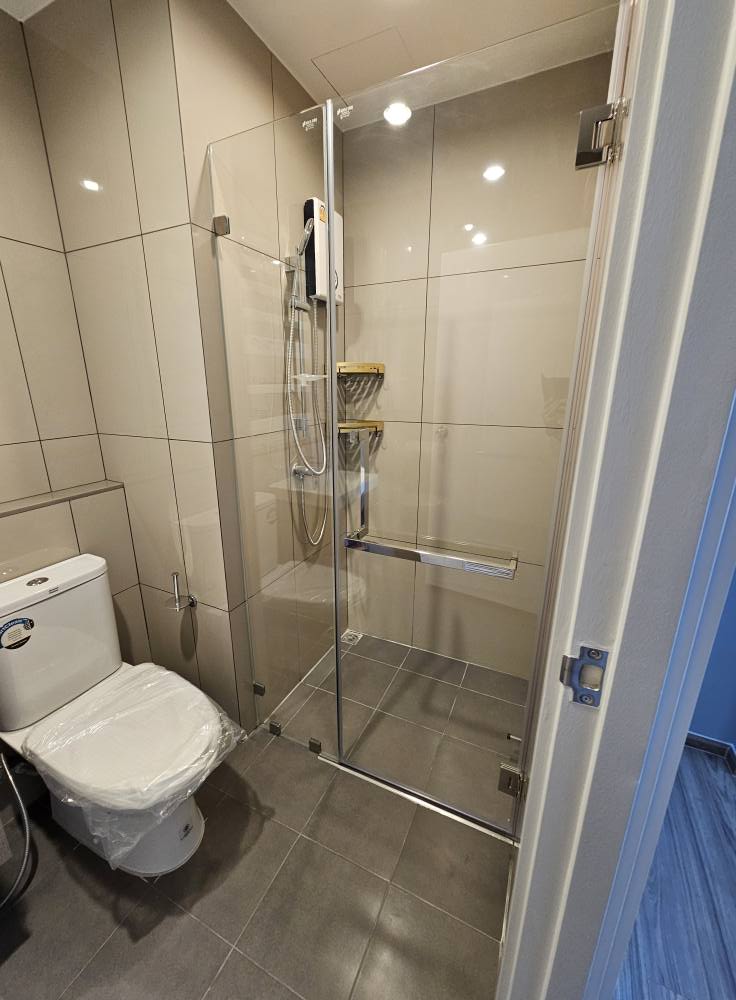 ให้เช่าคอนโด The Tree Hua mark Interchange (เดอะ ทรี หัวหมาก อินเตอร์เชนจ์) - โซนพื้นที่ MRT ลำสาลี รามคำแหง เดอะมอลล์ - ห้องแบบ 2ห้องนอน 2ห้องน้ำ - ขนาดห้อง 42 ตรม. ชั้น 18 ตึก C จอดรถได้ 1 คัน