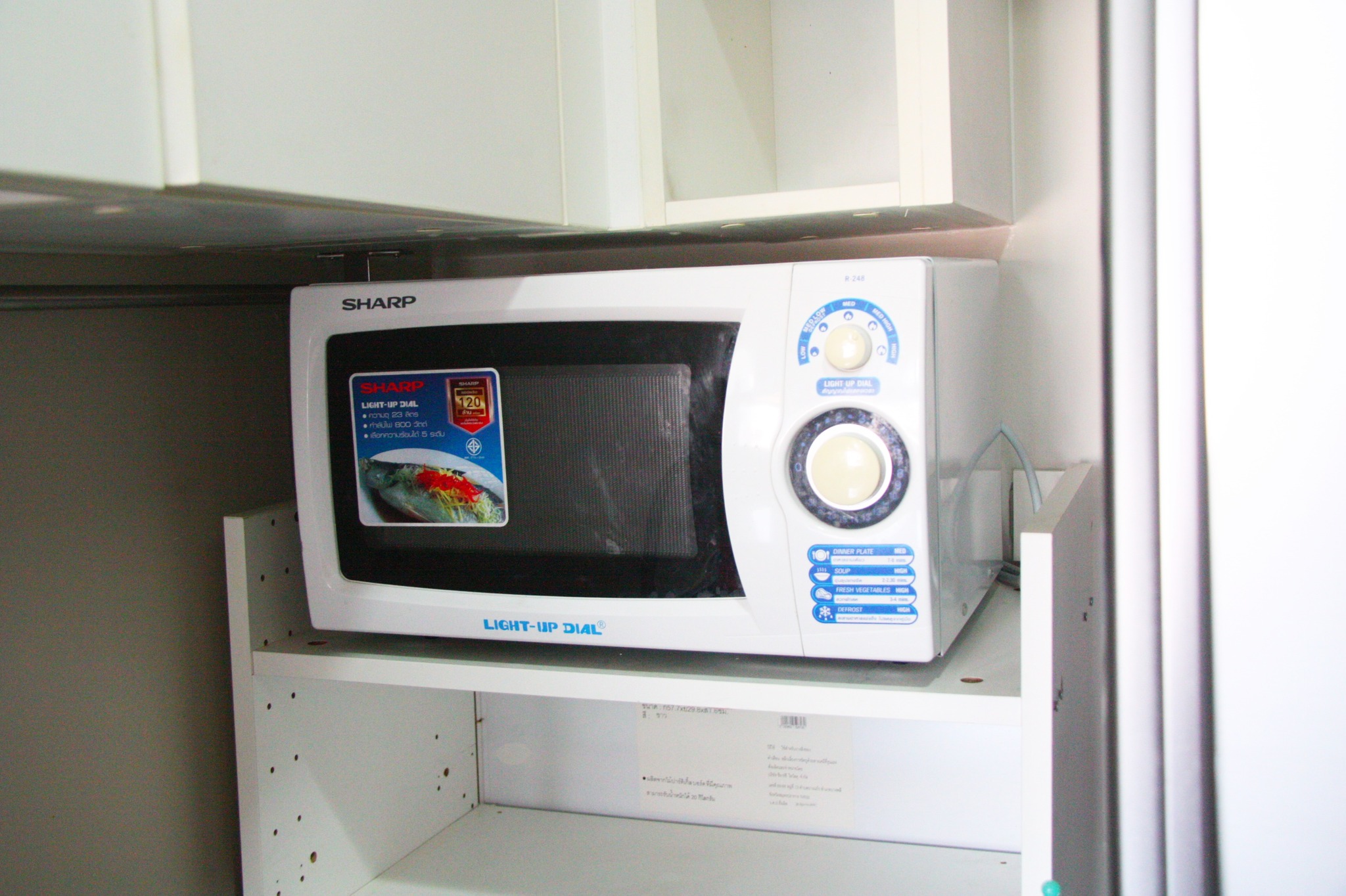 ให้เช่าห้องน่าอยู่แบบ2ห้องนอนตกแต่งครบใกล้ BTSอารีย์สอบถามแอด Line ID : Smile-easy ที่ The Tempo Phaholyothin