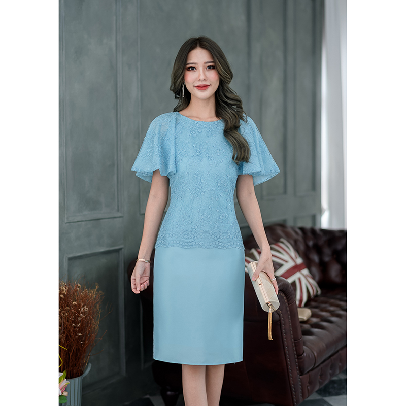 kudapy เดรสสั้นสีชมพู/สีฟ้า ลูกไม้ผ้าไหมญี่ปุ่น เป็นงานแขนระบายปีกผีเสื้อพองระบายดูหรู กระโปรงผ้าไหมญี่ปุ่น รุ่นนี้ออกงานมงคล