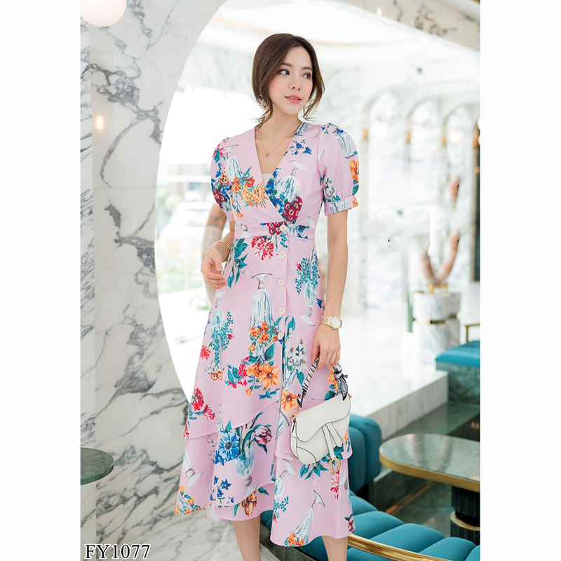 kudapy เดรสยาวสีชมพู/สีขาว ป้ายหน้าหางปลาสวยดูดีใส่สบายมากๆ