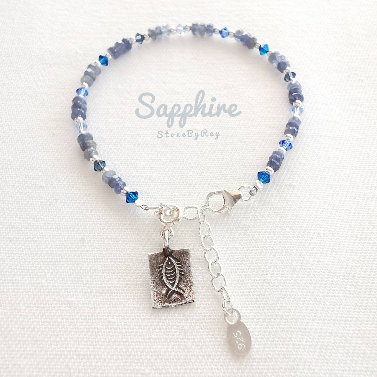 สร้อยข้อมือเงินพลอยไพลิน Sapphire