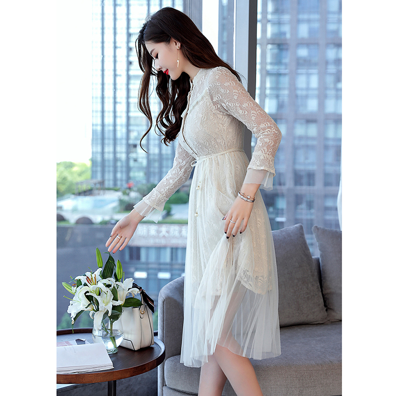 kudapy ชุดเดรสสั้น ผ้าลูกไม้สีดำ/สีครีม เดรสคอจีน แขนยาวผ้าลูกไม้นิ่มทิ้งตัวทรงสวยตามแบบ