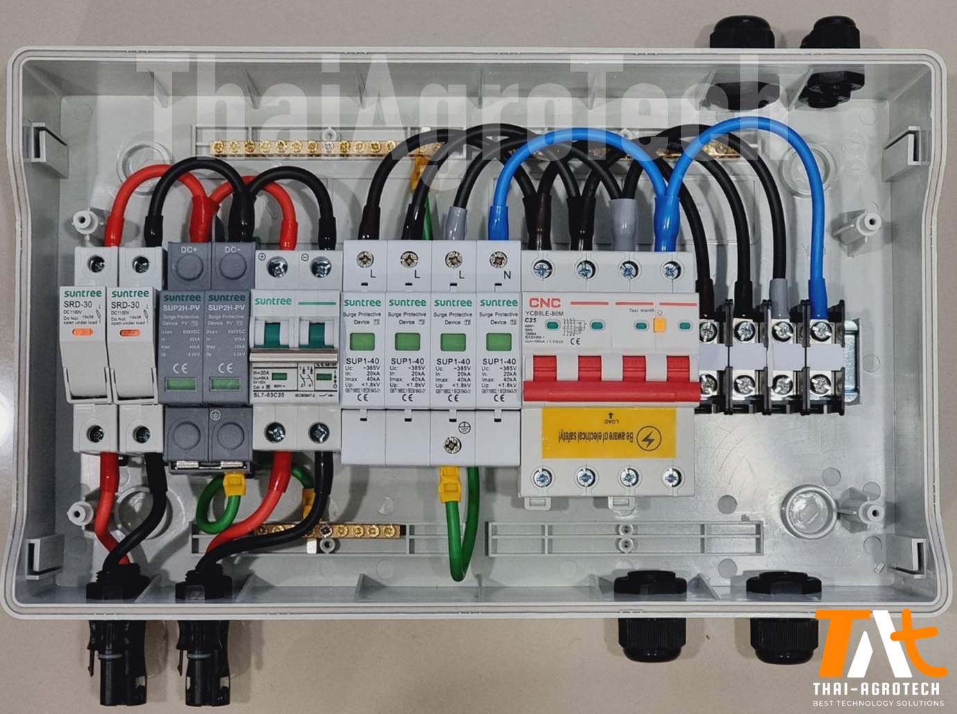 ตู้คอมบายเนอร์ Suntree AC-DC combiner 1String 3Phase ใช้กับงานติดตั้งระบบโซล่าเซลล์ แบบ 1 สตริง ขนาด 5-8กิโลวัตต์ แบบ 3เฟส