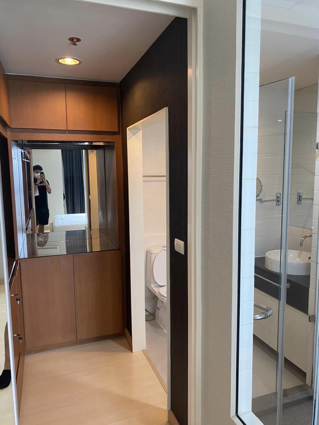 ปล่อยเช่าคอนโด IDEO Mix Sukhumvit 103 (ไอดีโอ มิกซ์ สุขุมวิท 103) - โซนพื้นที่ BTS อุดมสุข - 2ห้องนอน (ตีทะลุ 2 ห้อง) 2ห้องน้ำ 1ห้องนั่งเล่น - ขนาดห้อง 65 ตรม. ชั้น 17 ตึก A ที่จอดรถ 1 คัน