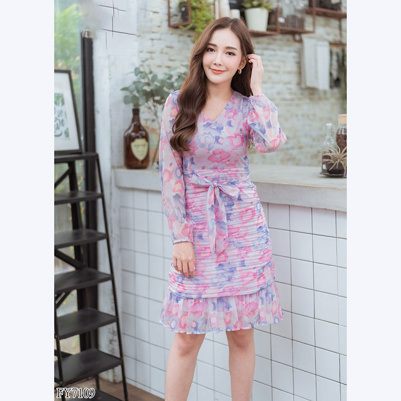 kudapy เดรสสั้นสีชมพู,สีเขียว กระโปรงอัดจีบลายดอกสวยดูดีใส่สบาย