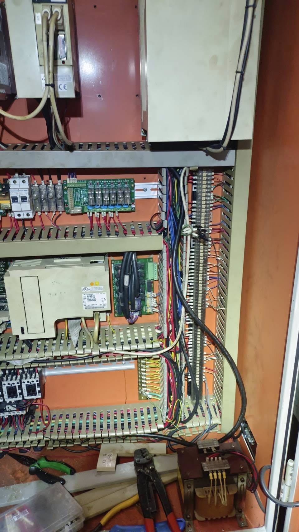 CNC ยี่ FEELER servo motor
