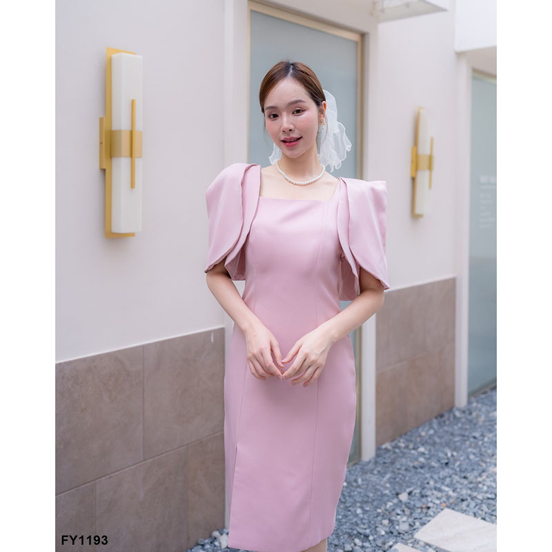 kudapy เดรสสั้นสีดำ/สีขาว/สีชมพู/สีครีม ไหล่ตั้ง+สร้อยมุก ใส่ออกงานสวยดูดี