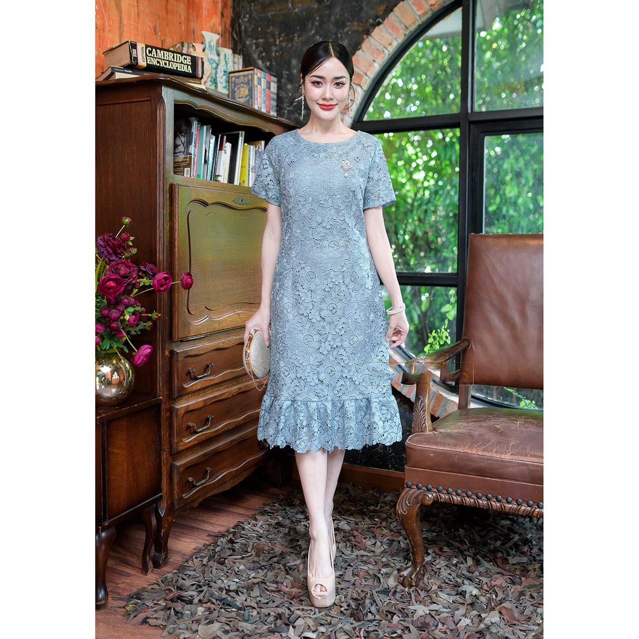 kudapy เดรสสั้นสีโอรส/สีฟ้า ลูกไม้ปาด้าคอตตอน ผ้าทอลาย แต่ด้วยเนื้อผ้าลูกไม้ทำให้ดูหรูหรา