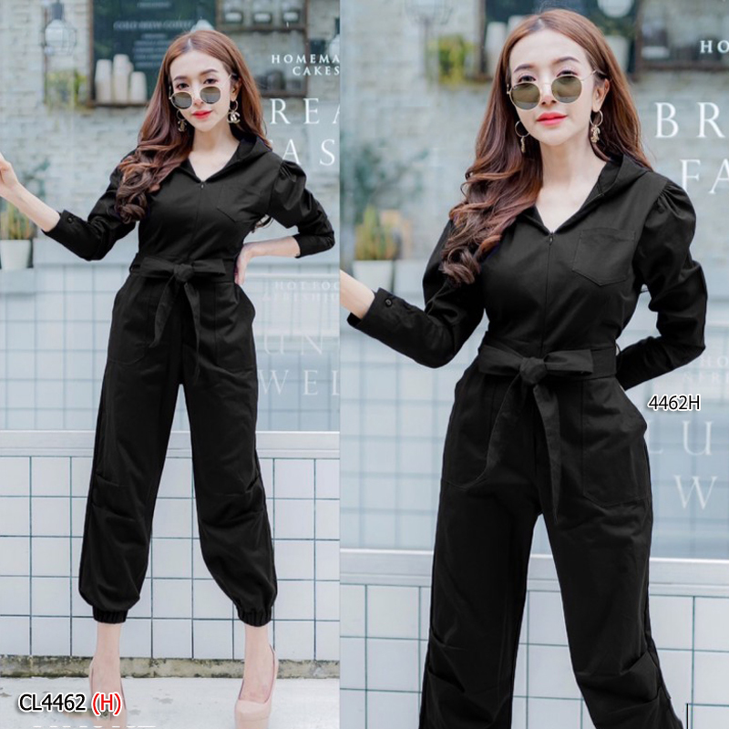 kudapy จั้มสูทสีดำ/สีเหลือง/สีกรม/สีเขียว ทรงสวย แขนยาว สีพื้น งานเนื้อผ้าซ่าร่ามีซิปอก มีฮู้ดคลุม