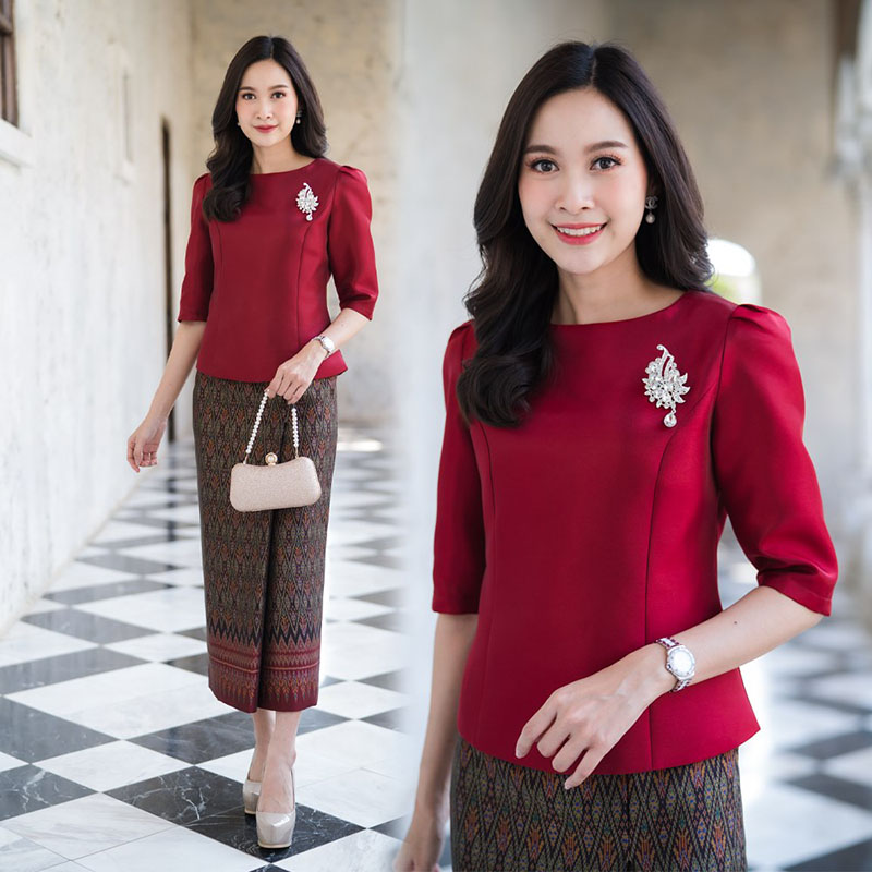 kudapy เสื้อใส่ออกงานสีดำ/สีแดง ผ้าไหผ้าไหมญี่ปุ่นเนื้อทราย ตัวเสื้ออัดกาวทั้งตัว ตัวเสื้อมีซับใน คอปาดแขนจับจีบมญี่ปุ่นเนื้อทราย