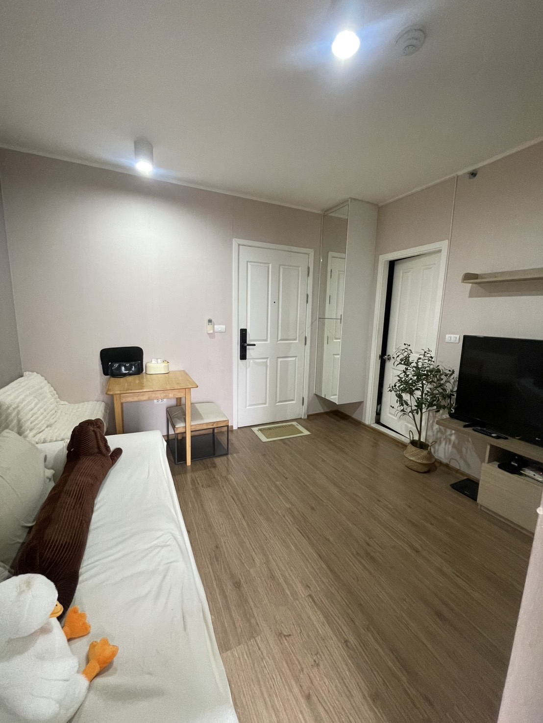 ให้เช่าคอนโด U Delight @Talat phlu Station (ยู ดีไลท์ แอท ตลาดพลู สเตชั่น) โซนพื้นที่ BTS ตลาดพูล ห้องแบบ 1ห้องนอน / 1ห้องน้ำ / โซนครัวปิด ขนาดห้อง 30 ตรม. ชั้น 30 ตึก A