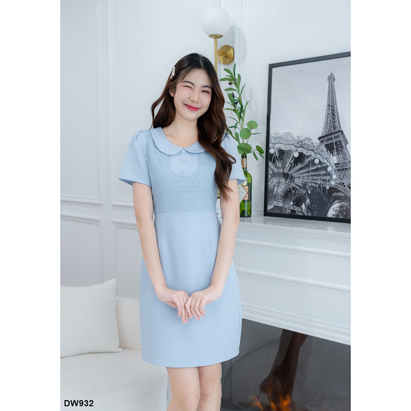 kudapy เดรสสั้นสีแดง/สีฟ้า/สีชมพู คอบัวอกลูกไม้ ใส่ทำงาน ใส่เที่ยวสวยดูดี