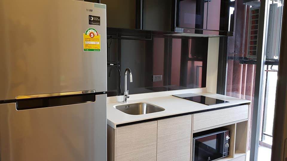 High Rise โซนพื้นที่ ARL รามคำแหง ให้เช่าห้องแบบ 1ห้องนอน 1ห้องน้ำ 1ครัวปิด คอนโด The Base Garden Rama 9 (เดอะ เบส การ์เด้น พระราม 9) ขนาดห้อง 31.25 ตรม. ชั้น 8