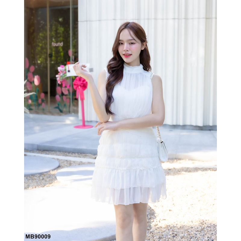 kudapy เดรสสั้นคอปีนสีแดง/สีขาว แขนกุด คอเต่าแต่งพีชทั้งตัว