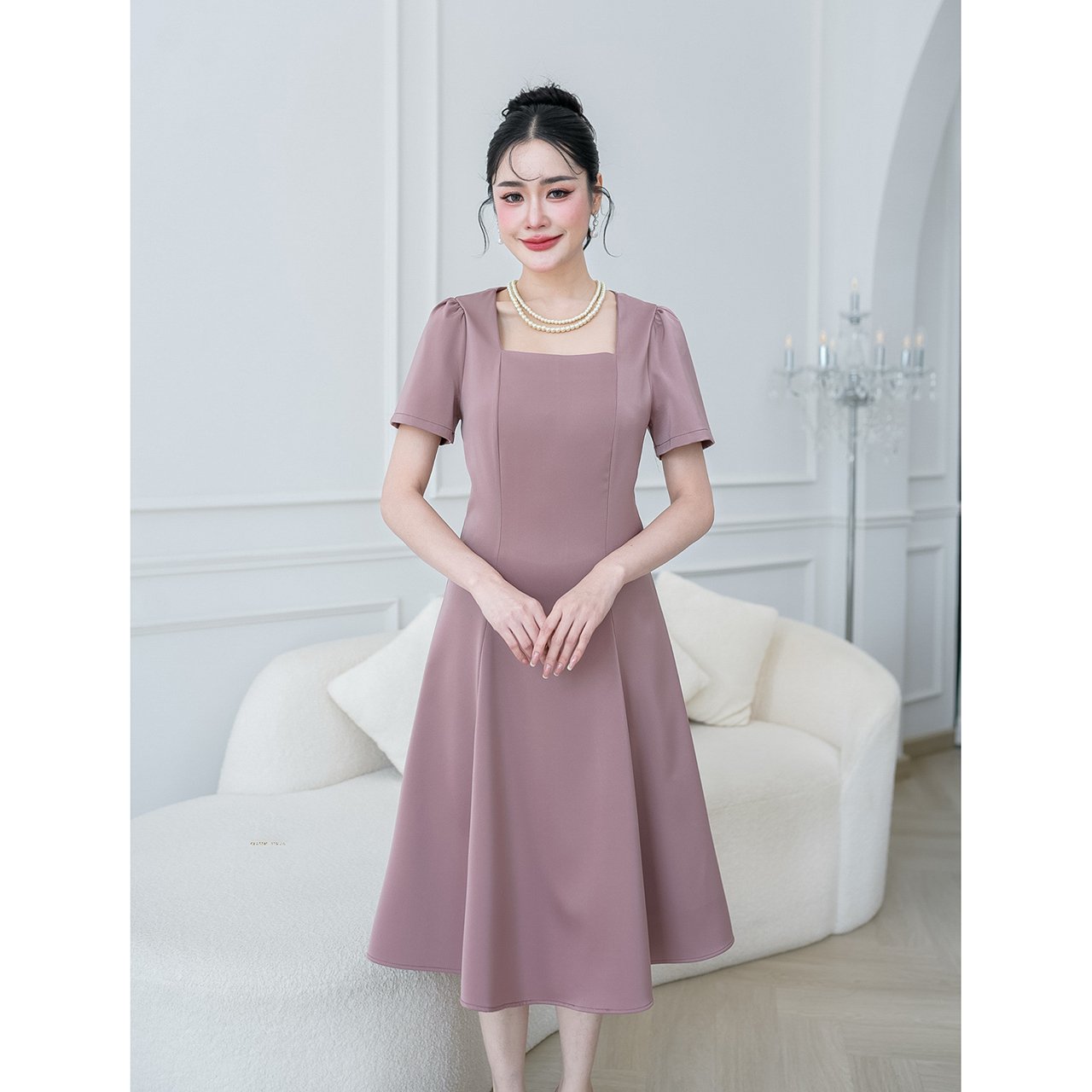 kudapy เดรสผ้าพื้นเรียบ ทรงสวยสุภาพ งานผ้านิ่มใส่สบาย ดีไซน์ทรงสวยแบบเรียบๆดูผู้ดี