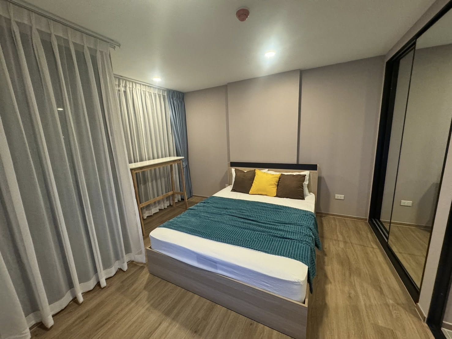 ชื่อโครงการ Cybiq Ratchada 32 (ไซบิค รัชดา 32) Studio 1น้ำ ขนาด 25 ตรม ตึก i ชั้น 7 ราคา 9,000