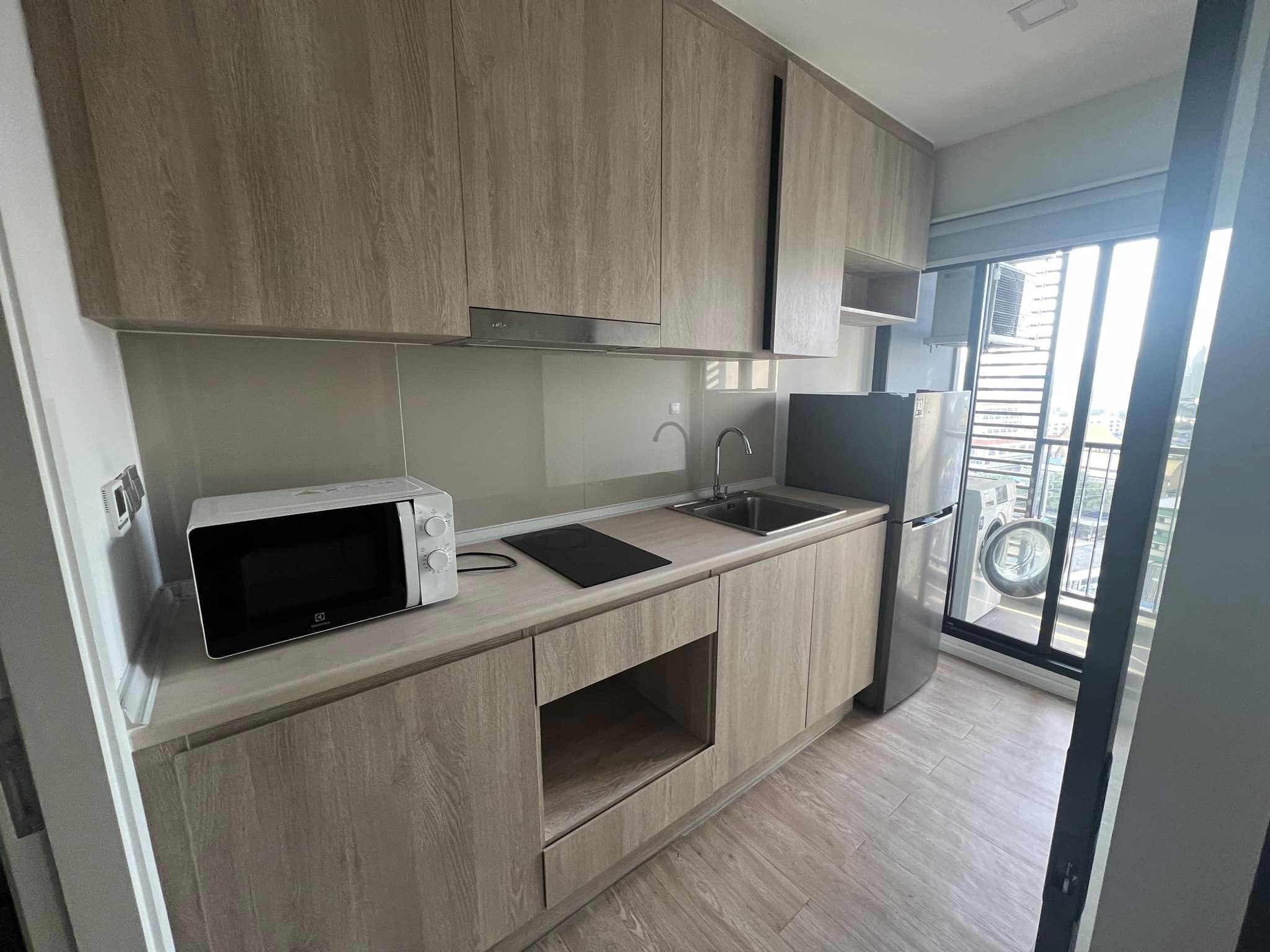 ิปล่อยเช่าคอนโด MODIZ Sukhumvit 50 (โมดิซ สุขุมวิท 50) - เฟอร์เครื่องใช้ไฟฟ้าครบครั้น - การเดินทาง: BTS อ่อนนุช