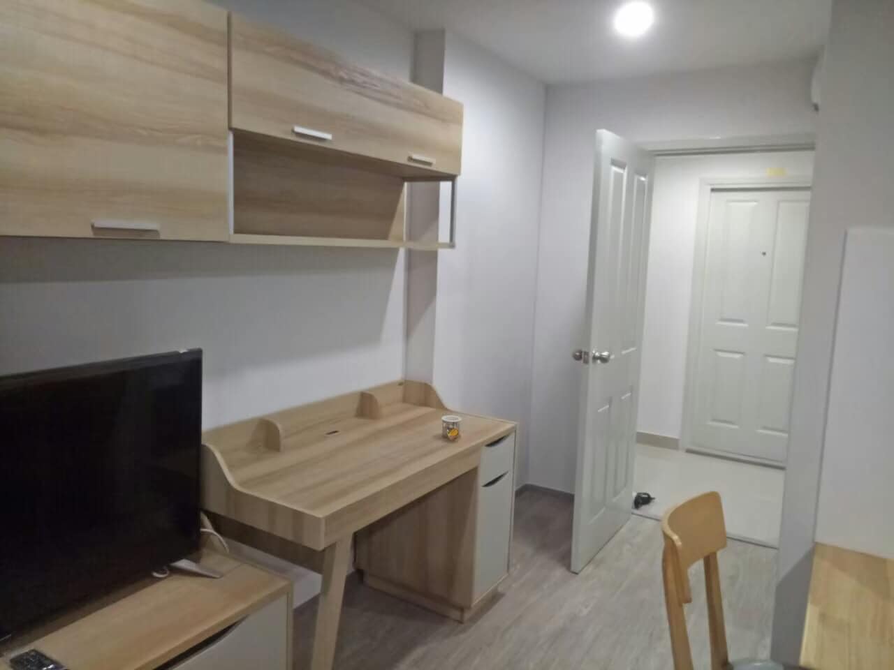 ปล่อยเช่าคอนโด Regent Home Bangson Phase 28 (รีเจ้นท์ โฮม บางซ่อน เฟส 28) - 1ห้องนอน 1ห้องน้ำ 1ห้องนั่งเล่น 1ห้องครัว - ใกล้ MRT บางซ่อน - ขนาดห้อง 28 ตรม. ชั้น 22 ตึก B