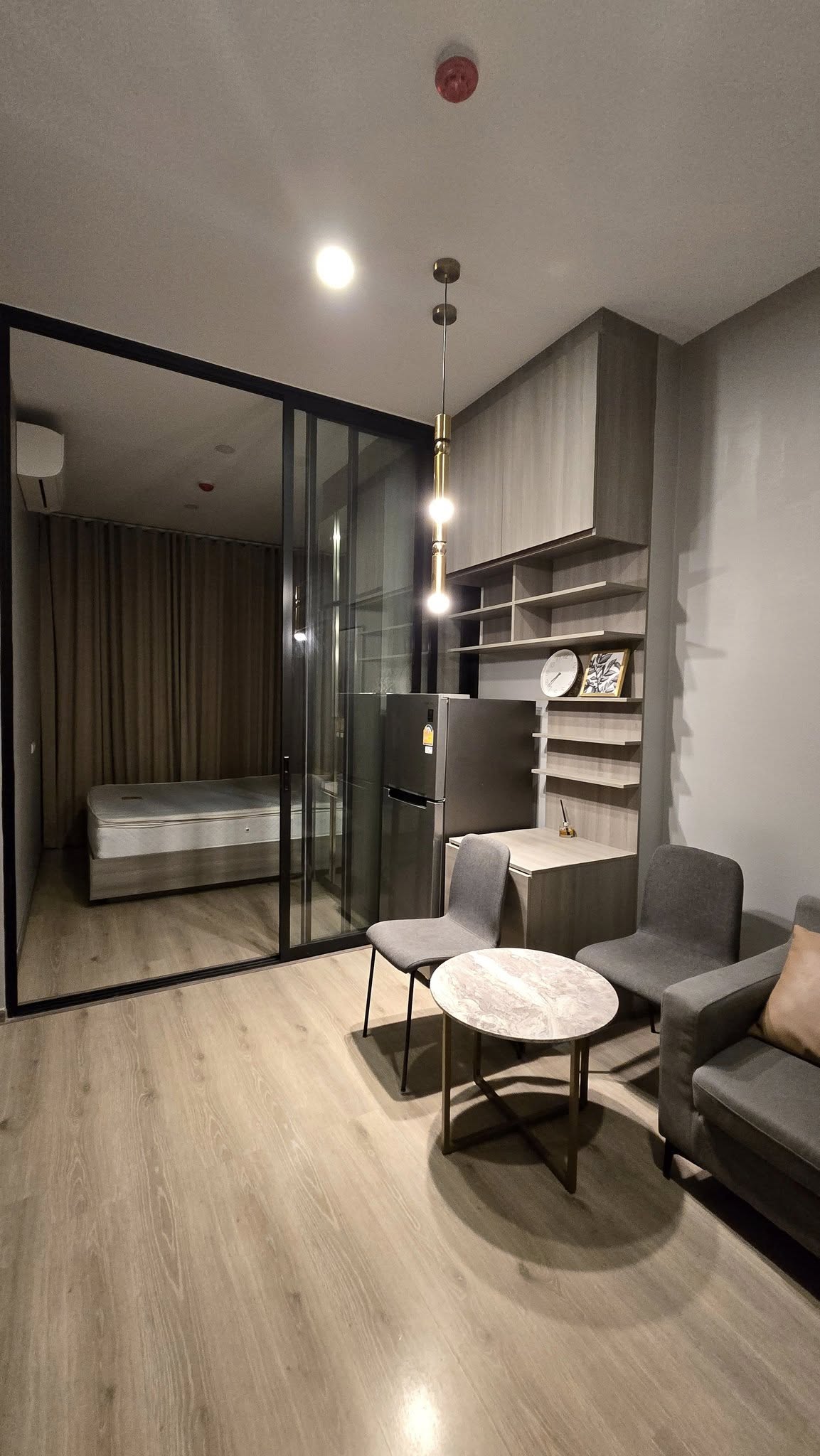 คอนโด Knightsbridge Prime Onnut (ไนท์บริดจ์ ไพร์ม อ่อนนุช) High Rise โซนพื้นที่ BTS อ่อนนุช ให้เช่าห้องแบบ 2ห้องนอนแต่สามารถเปลี่ยนเป็นห้องทำงานได้ 1ห้องน้ำ ขนาดห้อง 32 ตรม. ชั้น 30