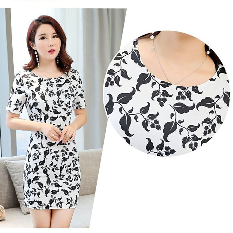 kudapy ชุดเดรสสั้นสีขาว แฟชั่นแต่งลายใบไม้ลายโค้งสวยๆ ทรงสวมคอกลมแขนสั้น