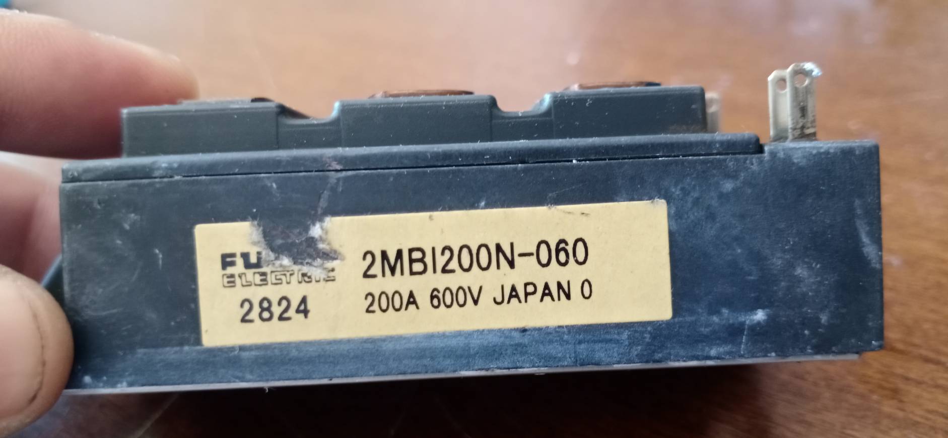 FUJI 2MBI200N-060 POWER MODULE 200A 600V