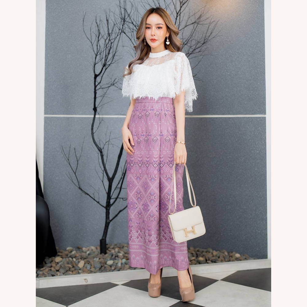 kudapy เซตเสื้อลูกไม้ขาว+ผ้าถุงลายไทยพิมพ์ลาย สีชมพู สีกรมท่า สีฟ้าน้ำทะเล สวยเรียบหรู ดูแพงมาก ดีไซส์น่ารักๆๆใส่ได้ทุกโอกาส