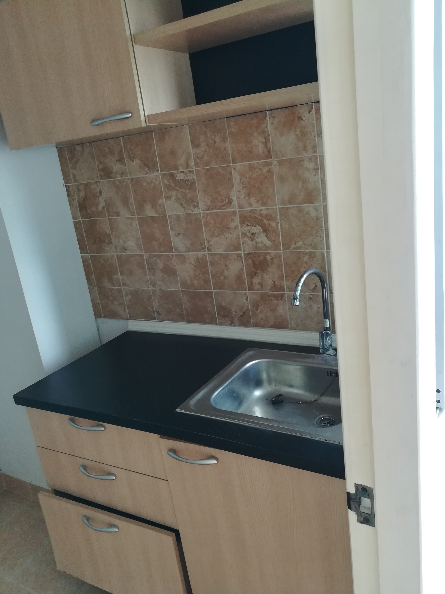 ให้เช่าคอนโดรีเจ้นท์ โฮม 10 ใกล้แยกวงเวียนบางเขนห้องใหญ่