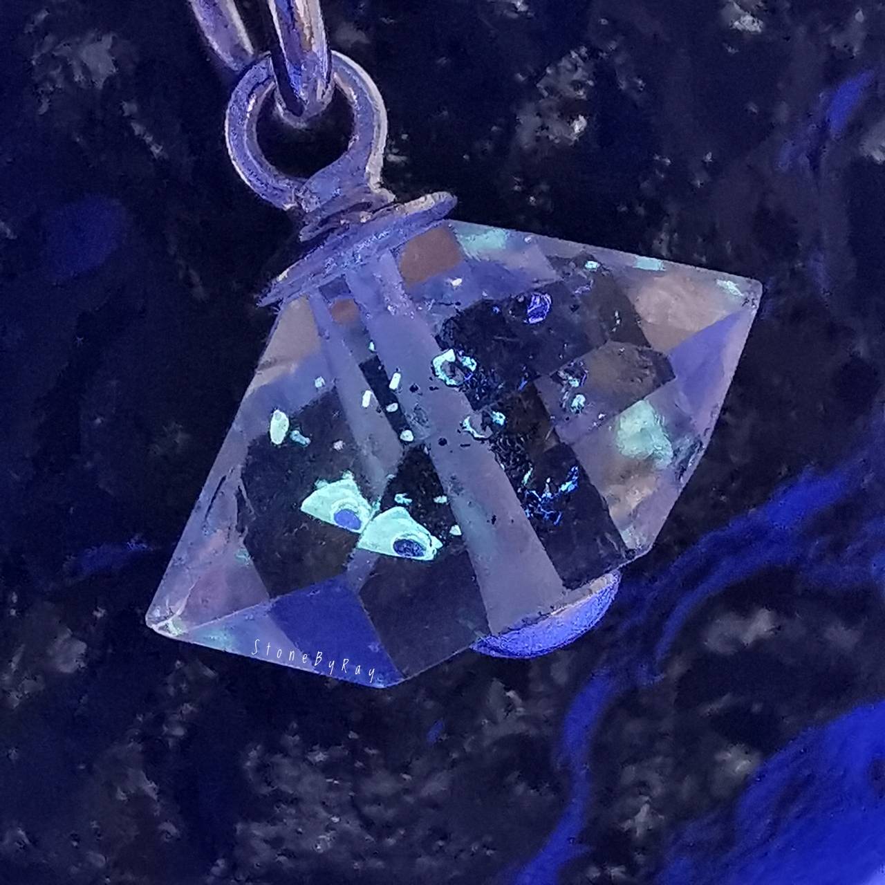 สร้อยคอเงินจี้หินเฮอร์คิเมอร์ไดม่อน Golden Enhydro Herkimer Diamond