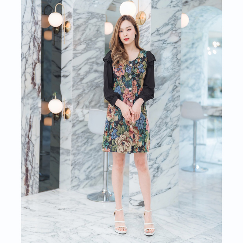 kudapy เดรสสั้นคอวีสีครีม/สีดำ/สีชมพู ลายดอกไม้แขนยาวสีพื้น สวยใส่สบายน่ารักมากๆ