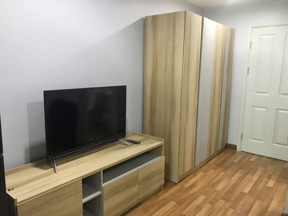 ปล่อยเช่าคอนโด Regent Home Sukhumvit 81 (รีเจ้นท์ โฮม สุขุมวิท 81) - 1ห้องนอน 1ห้องน้ำ 1ห้องนั่งเล่น 1ห้องครัว - ใกล้ BTS อ่อนนุช - ขนาดห้อง 28 ตรม. ชั้น 5 วิวสระ