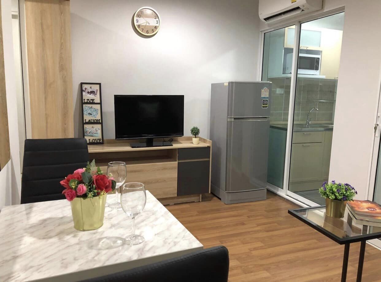 ให้เช่าคอนโด Regent Home Sukhumvit 81 (รีเจ้นท์ โฮม สุขุมวิท 81) - ตกแต่งเฟอร์ครบมีเครื่องซักผ้าวิวโล่งราคาสุดคุ้ม - การเดินทาง: ใกล้รถไฟฟ้า BTS อ่อนนุช