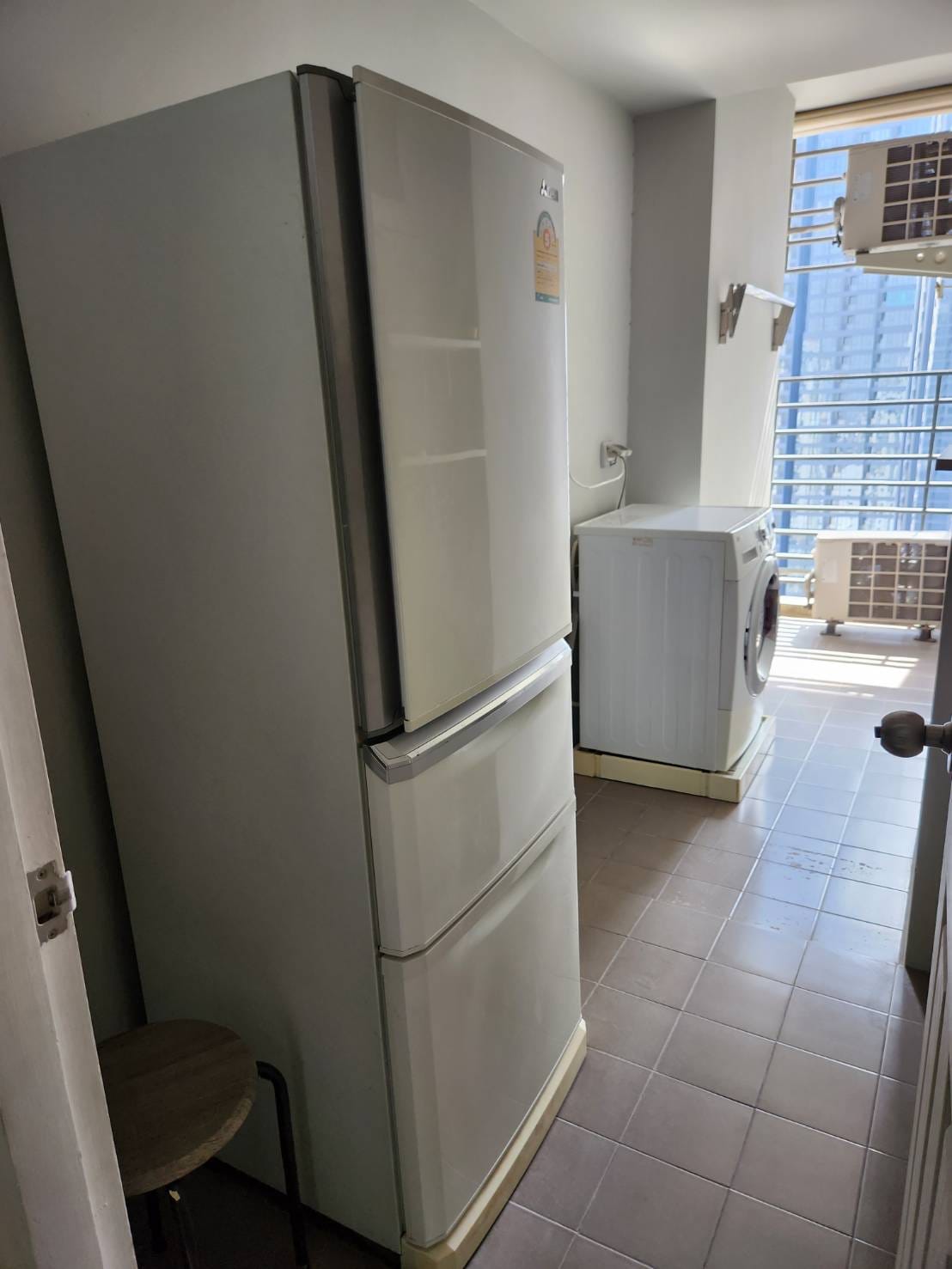 ปล่อยเช่าคอนโด เบล แกรนด์ พระราม 9 (Belle Grand Rama 9) - 2ห้องนอนหองกว้าง89ตรม.ชั้นสูงติดเซ็นทรัล - การเดินทาง: MRT พระราม 9 - 2ห้องนอน 1ห้องนั่งเล่น 2ห้องน้ำ