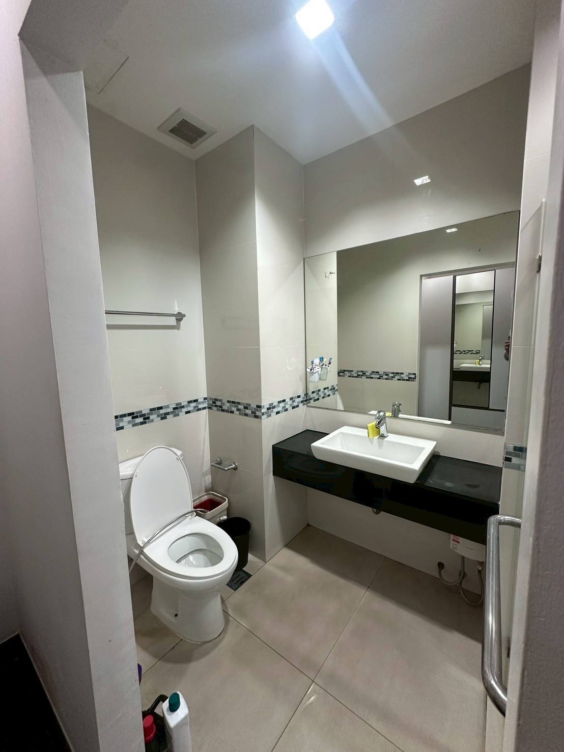 ให้เช่าคอนโด IDEO Q Phayathai (ไอดีโอ คิว พญาไท) High Rise โซนพื้นที่ BTS พญาไท ห้องแบบ 1ห้องนอน 1ห้องน้ำ ขนาดห้อง 36 ตรม. ชั้น 36