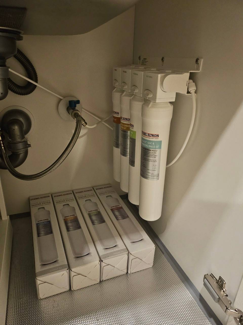 ปล่อยเช่าคอนโด Chewathai Residence Asoke (ชีวาทัย เรสซิเดนซ์ อโศก) - 1ห้องนอน 1ห้องน้ำ 1ห้องนั่งเล่น - ใกล้ MRT พระราม 9 - ขนาดห้อง 29+5 ตรม. ชั้น 21