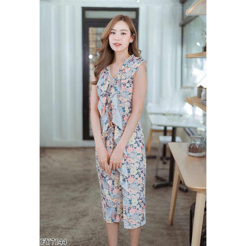 kudapy เดรสสั้นสีครีม/สีชมพู แขนกุดแต่งระบายหน้า