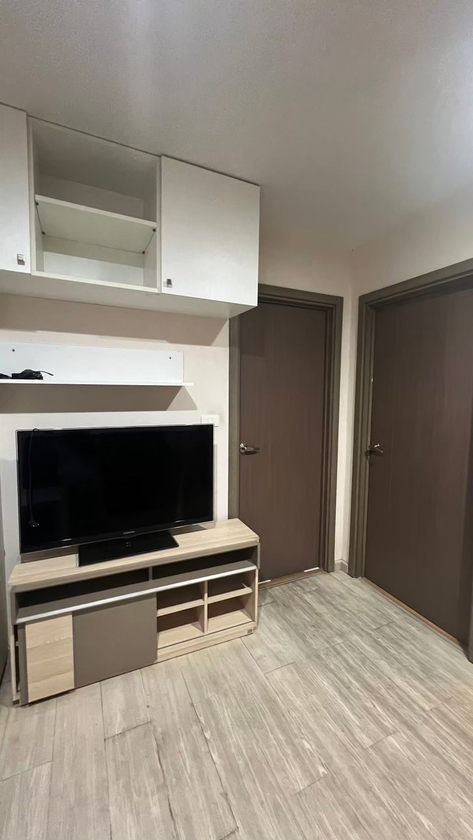 ให้เช่าคอนโด The Base Sukhumvit 77 (เดอะ เบส สุขุมวิท 77) High Rise โซนพื้นที่ BTS อ่อนนุช ห้องแบบ 1ห้องนอน 1ห้องน้ำ ขนาดห้อง 30 ตรม. ชั้น 34 ตึก B