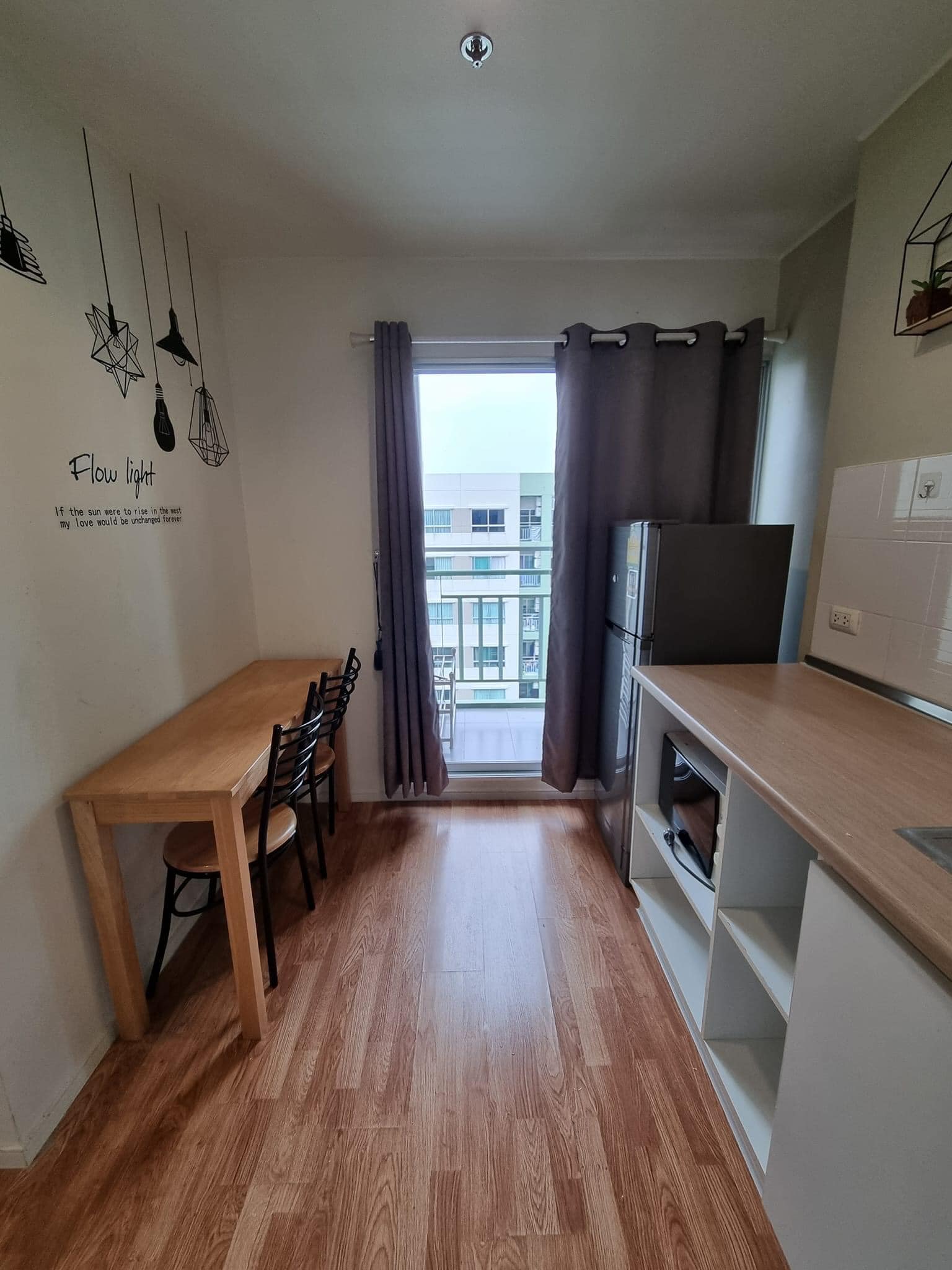 ให้เช่า ลุมพินี พาร์ค นวมินทร์ – ศรีบูรพา มีเครื่องซักผ้า ชั้นสูง พร้อมเข้าอยู่