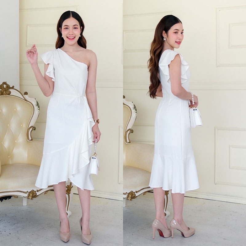 kudapy เดรสสั้นสีขาว/สีชมพูอ่อน จีบบ่า+จีบผ้าช่วงแขน กระโปรงหางปลาหวานๆ พริ้วสวย เนื้อผ้าเปเป้ ยืดนิดๆ เรียบหรู