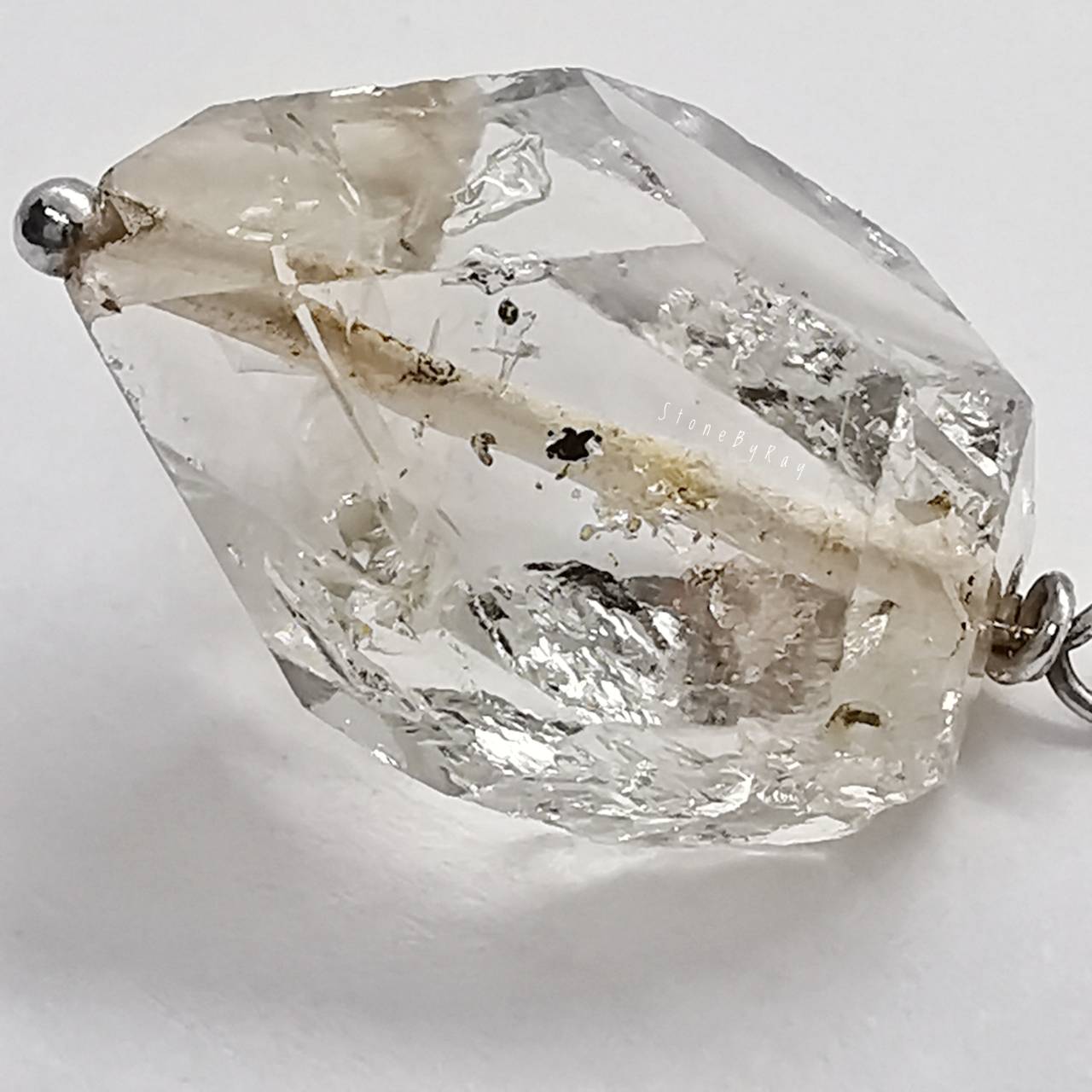 สร้อยคอเงินจี้หินเฮอร์คิเมอร์ไดม่อน Golden Enhydro Herkimer Diamond