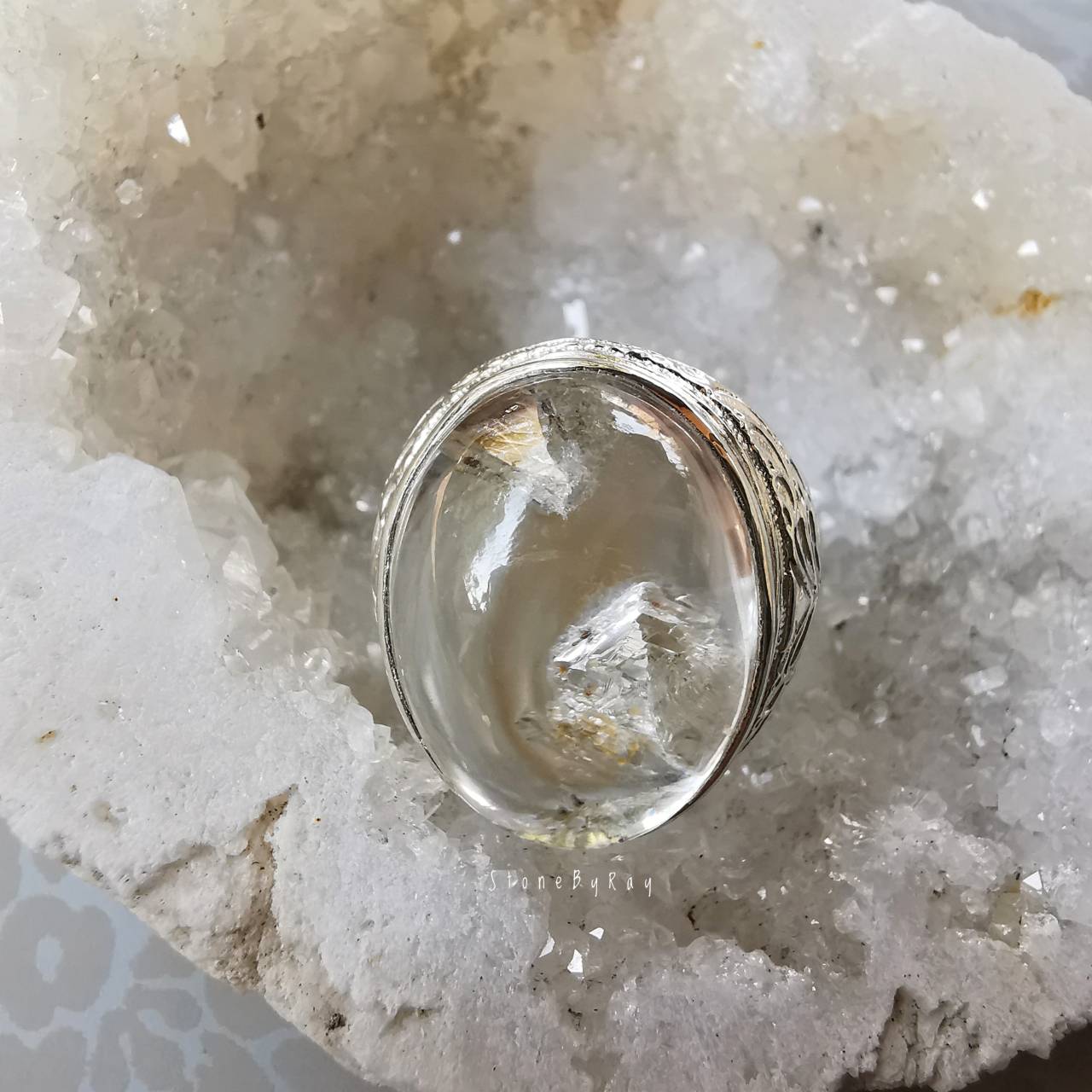 แหวนเงินหินโป่งข่าม(แก้วเข้าแก้ว)