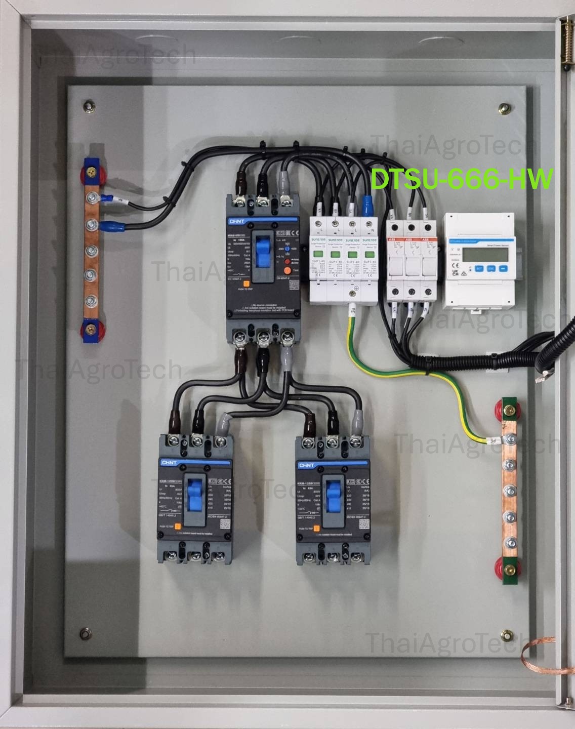ตู้คอมบายเนอร์ เบรคเกอร์ เอซี (AC) สำหรับระบบโซล่าเซลล์ 2วงจร เข้า2ออก1 (อินเวอร์เตอร์ 2ตัว) AC Switch Box (CB Box) 2Inverter 2 IN 1 OUT