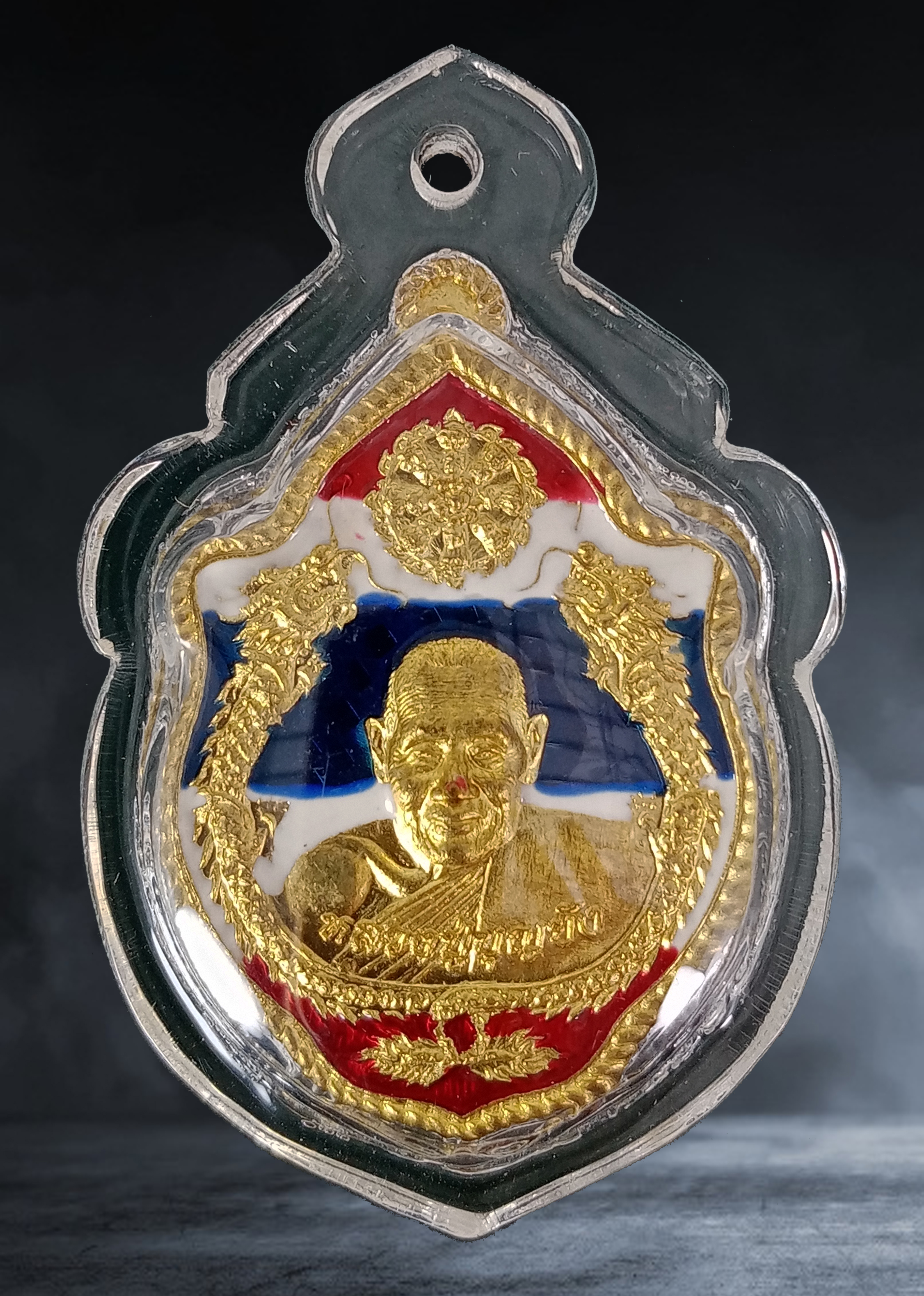 เหรียญ มังกรมหาสมปารถนา ครูบาบุญยัง วัดหนองโค ประเทศพม่า เนื้อทองทิพย์ลงยาธงชาติ หมายเลข ๒๖๘ ปี ๒๕๖๑ เลี่ยมพร้อมใช้